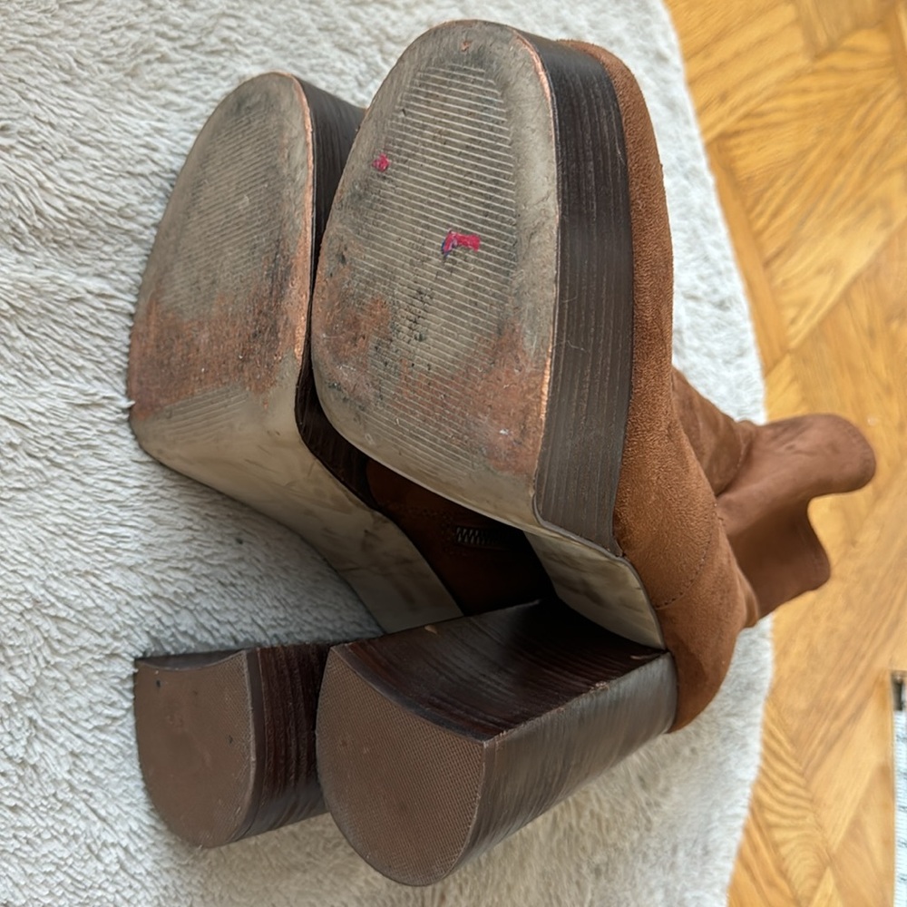 Steve Madden Chestnut Brown Faux Suede Hoopla Block Heel Platform Boots 9.5 - Picture 6 of 6